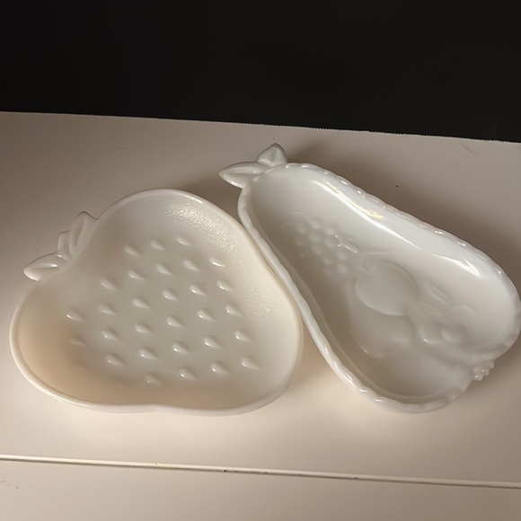 Glass candy bowls - Picture 2 of 4